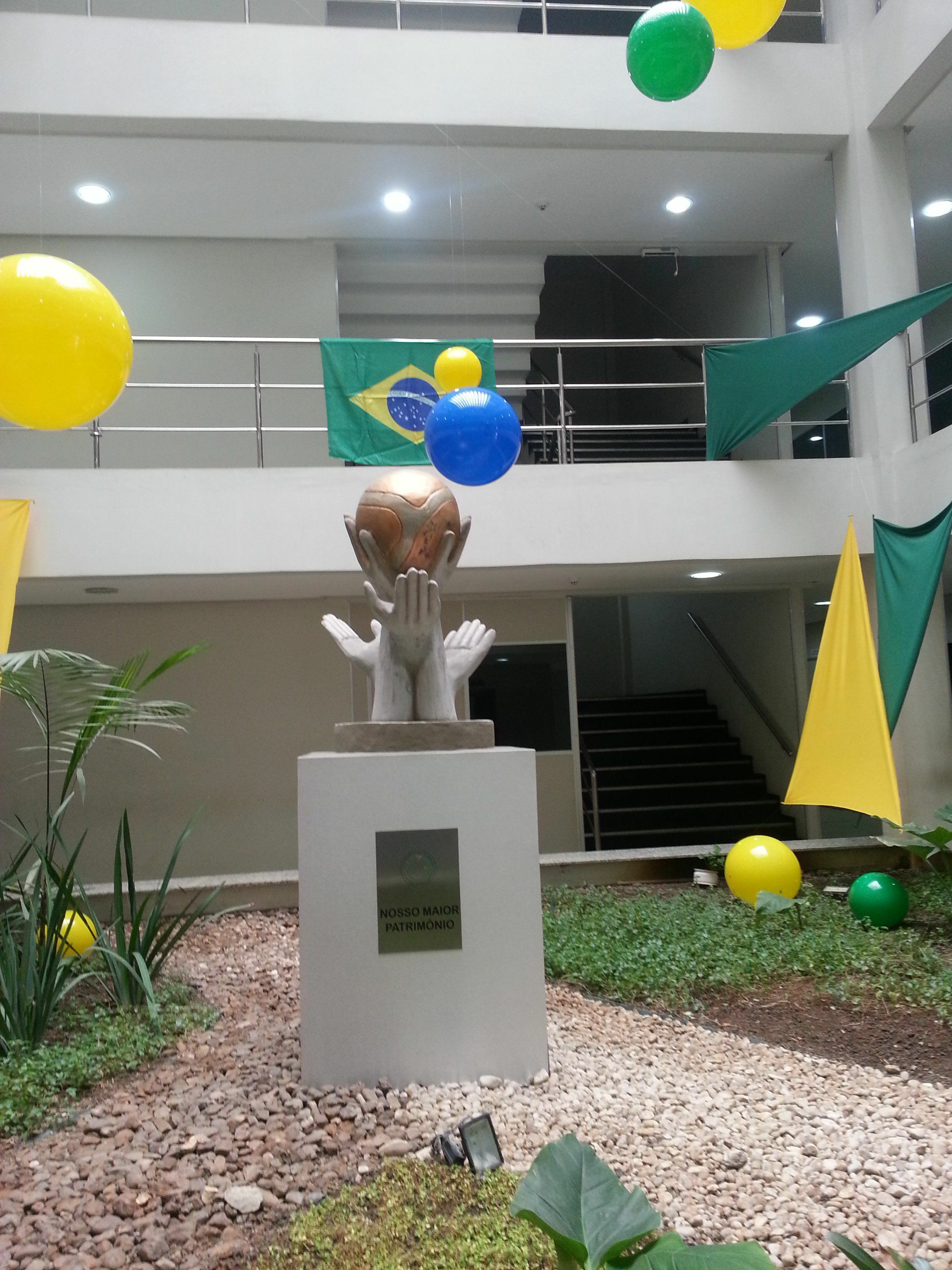 Hall da sede da reitoria da Universidade Federal do Amazonas